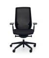 Ergonomiczny fotel biurowy AccisPro 150SFL z czarnym wykończeniem, siatką na oparciu i regulowanymi podłokietnikami, wysyłka 24h.webp
