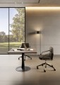 Kolekcja mebli gabinetowych EOS w nowoczesnym biurze - stół konferencyjny w stylu LAS. Elegancja i ergonomia.jpg