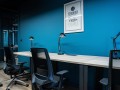 Stanowisko pracy biurowej z ergonomicznym fotelem LightUp -wsparcie kręgosłupa 8h+.jpg