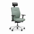 Elegancka chromowana podstawa fotela Bejot Dual wykonana z polerowanego aluminium.jpg