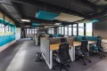 nowoczesny-open-space-fotele-ergonomiczne-jednolite-wyposazenie-firmy.jpg