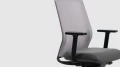 dynamiczna-linia-fotel-biurowy-mlp-102-prosty-design-meble.jpg