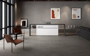 Lada recepcyjna AXER Maro | z napisem powitalnym