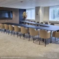 bejot-flos-fskp215-fotele-w-nowoczesnej-sali-konferencyjnej.jpg